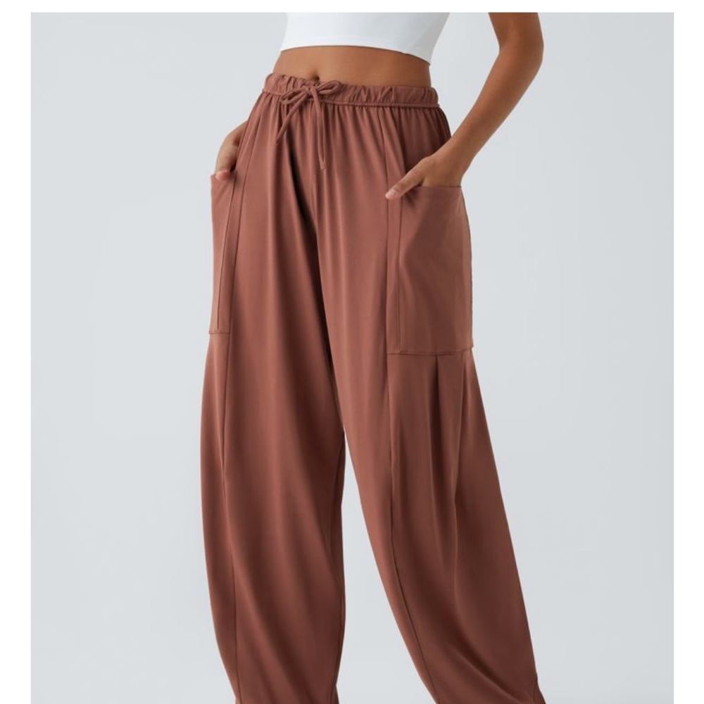 NWT Halara Mid Rise Elastic Waistband Drawstring Pocket Palazzo Flowy pants